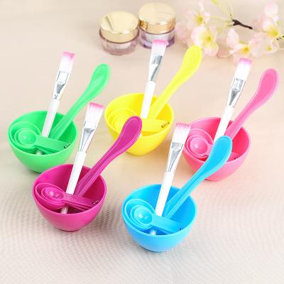 China Viable Wholesale Plastic Mask Bowl Set Beauty Tools Face Mask Facial Mixing Bowl Products Hot Face Mask Mixing Bowl With Brush for sale