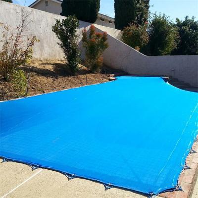 China Custom Polypropylene Swimming Pool Cover Thermal Mesh Fabric Swimimg Pool Deck Cover Hard 18ft*36ft in Shenzhen China for sale