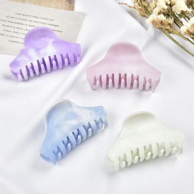 China Matte Retro Acrylic Luxury Hair clip claw fashion accessories 2021 stylish hair claw clip women girls hair claw big new for sale