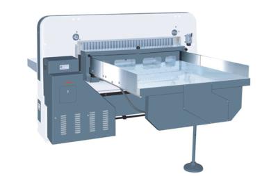 China 5 Inch Blue LCD Screen Professional Paper Cutter 4000KG 165mm Cutting Height for sale