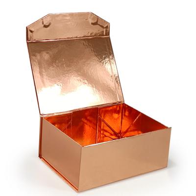 China Recycled Materials Logo Printing Packaging Closure Gift Boxes Box Luxury Cardboard Bridesmaid Folding Cardboard Recyclable Magnetic Gold Gift Box for sale