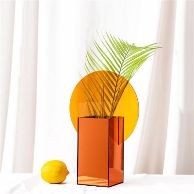 China Customized Home Clear Acrylic Minimalist Decoration Table Top Flower Stand Vase Cover For Bedroom Shop Gift With High Fashion Wholesale for sale