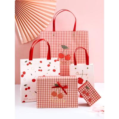 China Recyclable Birthday Gift Box Celebrity Gift Box Girls Ins Big Gift Bag Packaging Packaging Bag for sale