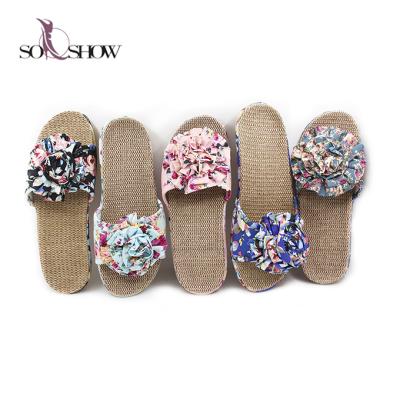 China 2020 newest fashion trend design straw summer/autumn home slipper, indoor slipper for sale