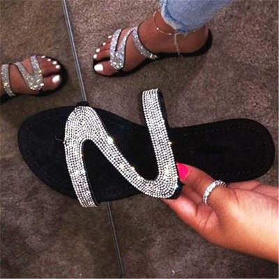 China Lightweight Fashion Shiny Diamond Flat Slippers For Women Rhinestone Slippers for sale