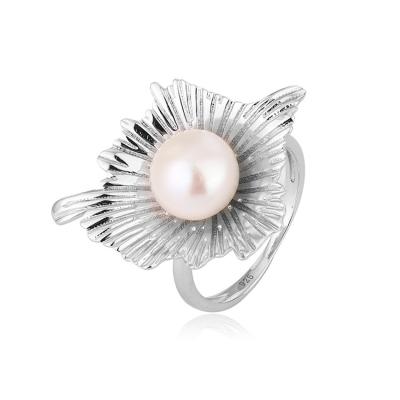 China TRENDY Ladies wedding engagement pure sterling silver big freshwater pearl ring for women for sale