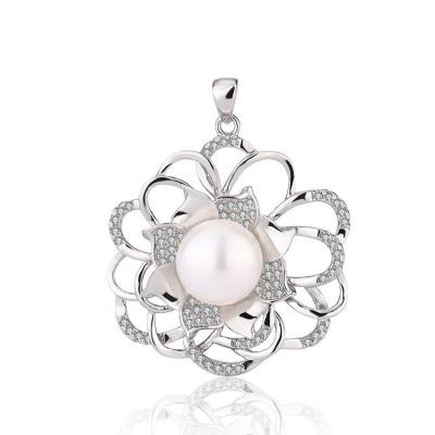 China TRENDY Customised name custom long chain silver flower diamond necklace single freshwater pearl pendant for sale