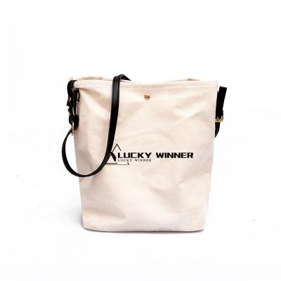 China Lady Guangzhou Factory Fashionable Canvas Bags For Women Official Ladies Tote Bag One Shoulder Girdle for sale