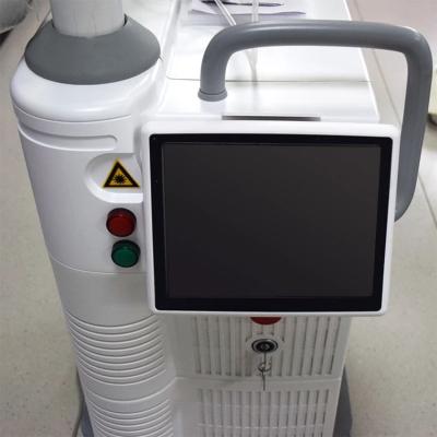 China Exfoliators New Arrival Fractional CO2 Laser For Scar Removal Fractional CO2 Laser for sale