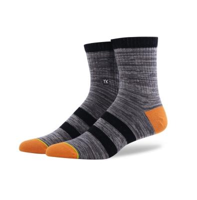 China Style Viable Wild Cotton Unisex Anti Slip Jacquard Socks With Two Different Color Yarn for sale