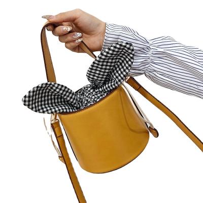 China Hot Sale Bow Bucket Daily Carry Bag For Girl Fashion Shoulder Bag Messenger Bag for sale