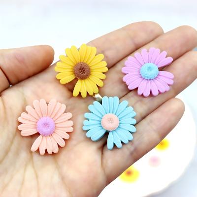 China China Quan Zhilong Daisy sun flower DIY resin accessories drop glue mobile phone shell patch BROOCH BADGE material for sale