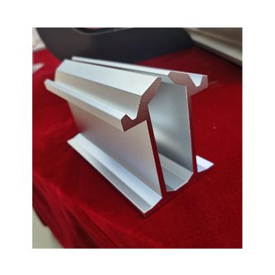 China 6063/6005-T6 Manufacturer Supply Finely Processed 300A Holder Aluminium Busbar for sale