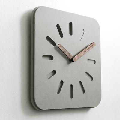 China High Quality Antique Style Clock Simple Design Fashion Forescolor Ecoboard Vintage Wall Clock for sale