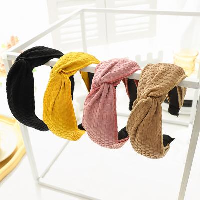 China 2022 Yiwu Fashion Yiwu Cloth Fashion Cross Knot Hair Circle Women's Wide Hair Pressing Face Side Head Circle Washing Accessories Wide Temperament Women's Accessories for sale