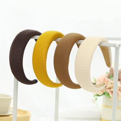 China Fashion Yiwu hairpin girl's hot selling pressed edge hair jewelry new retro wide circle version hair sponge fashion circle cloth for sale