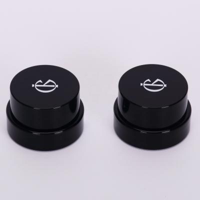 China Round 5g Mini Cosmetic Petg Jar For Empty Black White White Eye Cream And Eyeliner With Hot Stamping Printing for sale