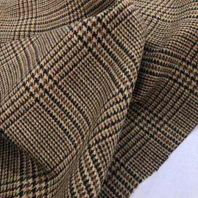 China Wicking Women 620g/m 410gsm 70%Wool With Dress Wool Houndstooth Fabric for sale