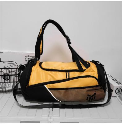 China Women Durable Stylish Weekend Duffel Bag Sports Travel Bag Portable Gym Bag for sale