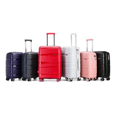 China Single PP Luggage Set Hard Shell 3 Pcs Luggage Set Spinner 4 Wheel Suitcase Cabin Trolley Travel Bag for sale