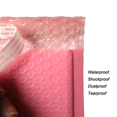 China Shock Resistance Custom Printed Pink Colored Aluminum Foil Bubble Padded Mailing Bag Envelope / Metallic Bubble Mailer for sale