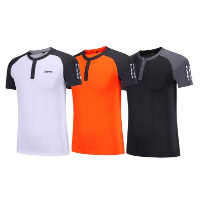 China Breathable Sports Tee With Custom Logo White Raglan Sleeve T Shirt For Men for sale