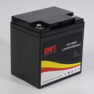 Cina Cella della batteria LiFePo4 26650 32700 Con viti Per 12V 40AH Piccolo pacchetto batteria in vendita