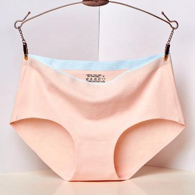 China Antibacterial Ladies Briefs Cute Briefs Girls Style Crotch Cotton Hip Crotch Comfortable Breathable Traceless Mid-Rise Lift Underwear for sale