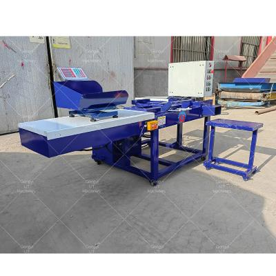 China Competitive Scale Weighing Animal Feed Alfalfa Hay Bagging Press Baler for 1kg and 2kg for sale