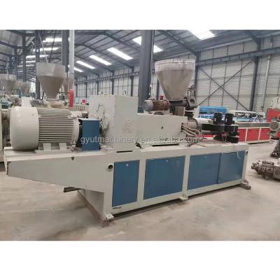 China Second Hand Plastic Pipe Making Machine for Durable Water Pipes in Manufacturing Plant for sale