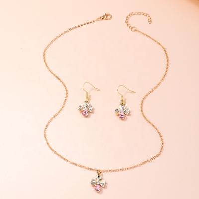 China Durable Zircon Crystal Bridal Jewelry Sets Gold Color Leaf Shape Choker Necklace Earrings Wedding Ornament For Women for sale