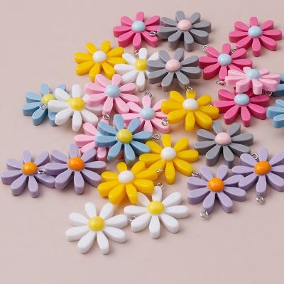 China 10pcs/bag 34*29mm Candy Color Resin Daisy Flowers Pendant Necklace Earring Bracelet Durable Jewelry Making Charms for sale