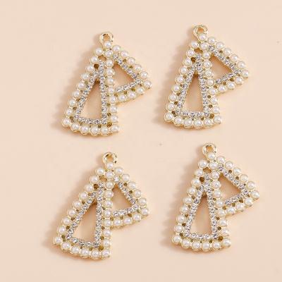 China FASHIONABLE Exquisite Crystal Bowknot Charm Imitation Pearl Ribbon Bow Pendants Earrings Bracelets DIY Jewelry Pendant Women Girls 4pcs/bag for sale