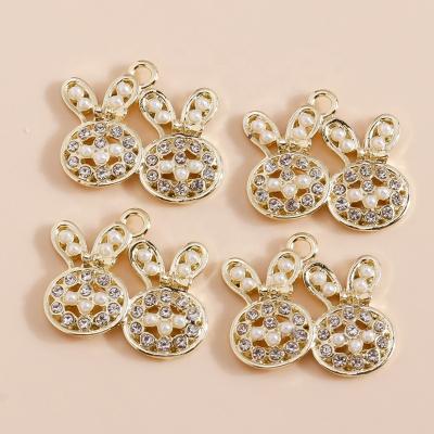 China 4pcs/bag 17*21mm Durable Design Bead Crystal Rabbit Bunny Pendant Necklace Luxury Fantasy Animal Cute Fantasy Jewelry Accessory for sale