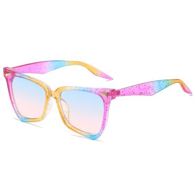 China Fashion Sunglasses Wholesale Colorful High Quality Trending Luxury Cat Eye Ladies Sunglasses For Designer Retro Women for sale