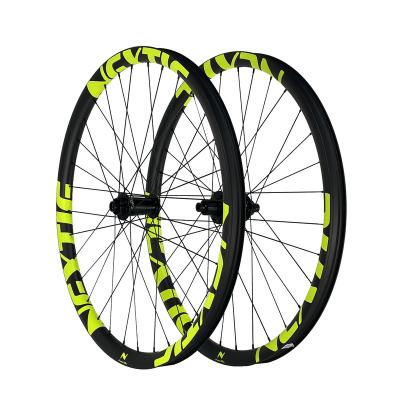 China Tubeless Ready MTB Mountain Bikes Wheels Carbon 29er Anvil Wheels 36mm Wide For AM / Enduro for sale