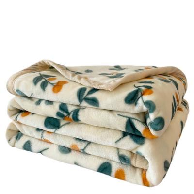 China Extra thick coral sheet INS shawl blanket autumn/winter anti-static office milk blanket four seasons blanket for sale