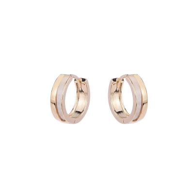 China Non Allergic Temperament Women Gold Plated White Fritillaria Hoop Huggie Earrings for sale