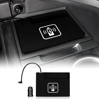 China China-chic New Car Charger15W Wireless Protection for Toyota Camry 2018 2019 2020 2021 2022 iPhone Xiaomi de Mat Compatible For for sale