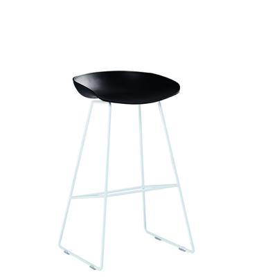 China Wholesale seat PP Stool Purple Black Red White Orange OEM iron leg Hotel Color for sale