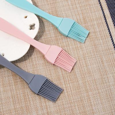 China Silicone Food Grade Kitchen Grill Brush Soft Brush Head Ozone Resistance for sale