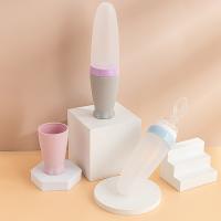 Chine Cuillère de alimentation BPA de compression de silicone de biberon catégorie comestible libre à vendre
