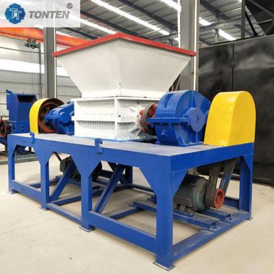 Cina Nuovo modello di riciclatore a doppio albero per la lavorazione del legno in plastica in vendita