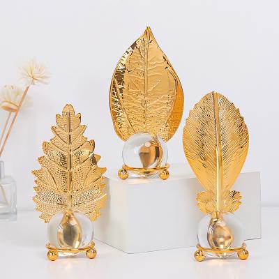 China Beautiful Decorations for Home Artworks Metal Crafts Metal Leaf Decorations Ornaments Decorations for Home for sale