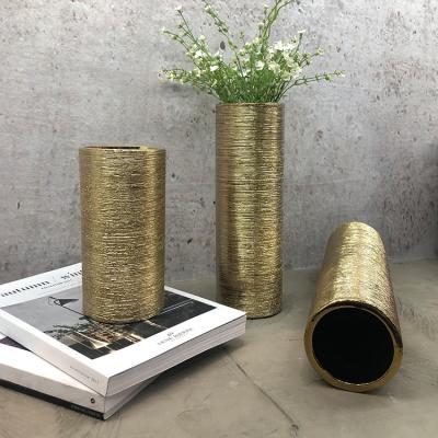 China Modern Beautiful Gold Aesthetic Decorative Vases Wire Craft Decor Room Display Pieces For Home Decor Item for sale