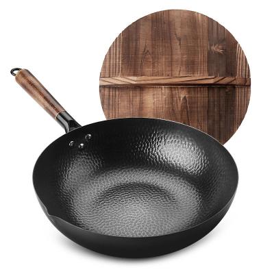 China Viable Viable Chinese Wok Pan Non-Stick Chinese Wok Pan Carbon Steel Cookware Accessories Flat Bottom Wok Pan with Wooden Lid and Handle for sale