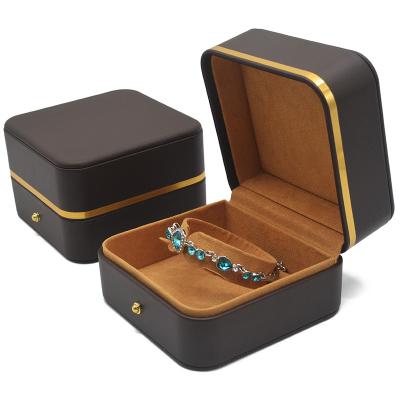 China 100% Handmade Luxury Jewelry Gift Boxes Brown Square Velvet Jewelry Gift Cases For Bracelets Jewelry Display And Storage Case for sale