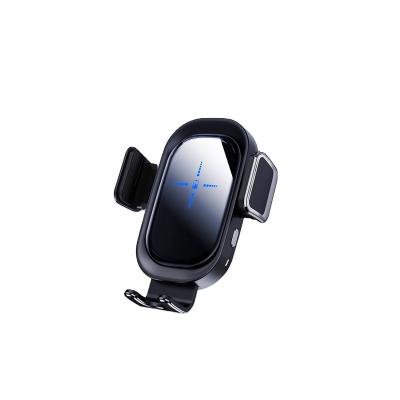 China 15w Mobile Phone Holder Car Suction Cup Safe Magnetic Quick Charging Wireless Charger for sale