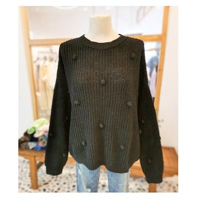 China New Knitted Sweater Women's Long Sleeve Loose Hand Crochet Ball Sweater Crewneck Soft Breathable Sweater for sale