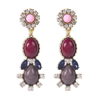 China Trendy Hot Selling Temperament Diamond Earrings Retro Niche Party Stylish Contrast Earrings for sale